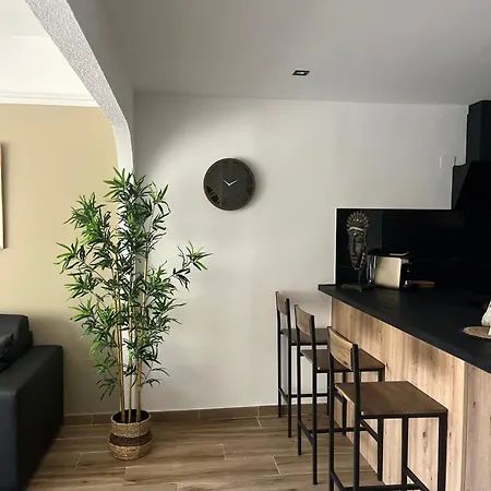 Casa Carihuela * 托雷莫利诺斯